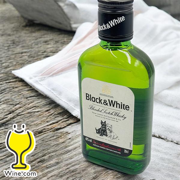 スコッチ ブレンデッドウイスキー ブラック＆ホワイト 40度 200ml×1本