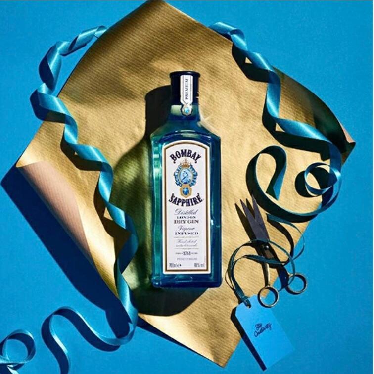 ボンベイ・サファイア(750ml)とバカルディ ホワイト(750ml)5本セット 楽天市場】ボンベイ サファイア オリジナル タンブラー セット