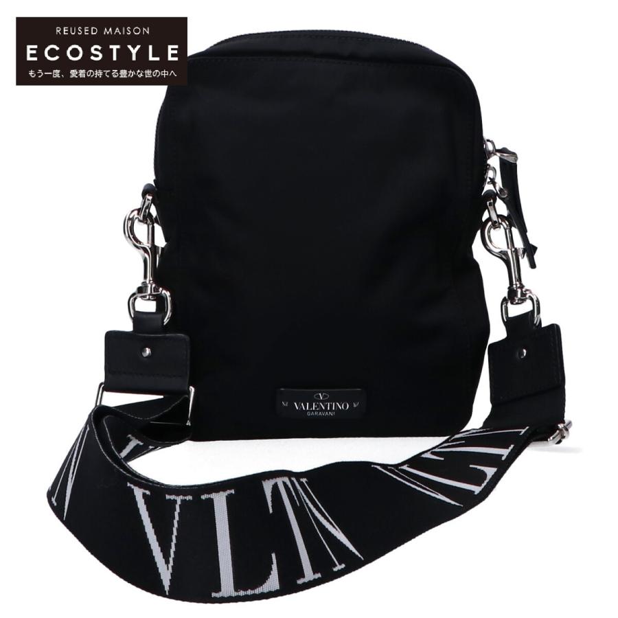 美品 VALENTINO ヴァレンティノ ナイロン/レザー ロックスタッズ 美品 VALENTINO ヴァレンティノ ナイロン/レザー ロックスタッズ