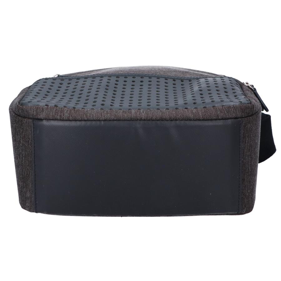 ひらくPCバッグmini ブラウン ひらくPCバッグminiのレビュー！卓上で自立するパソコンバッグはマジ最強！