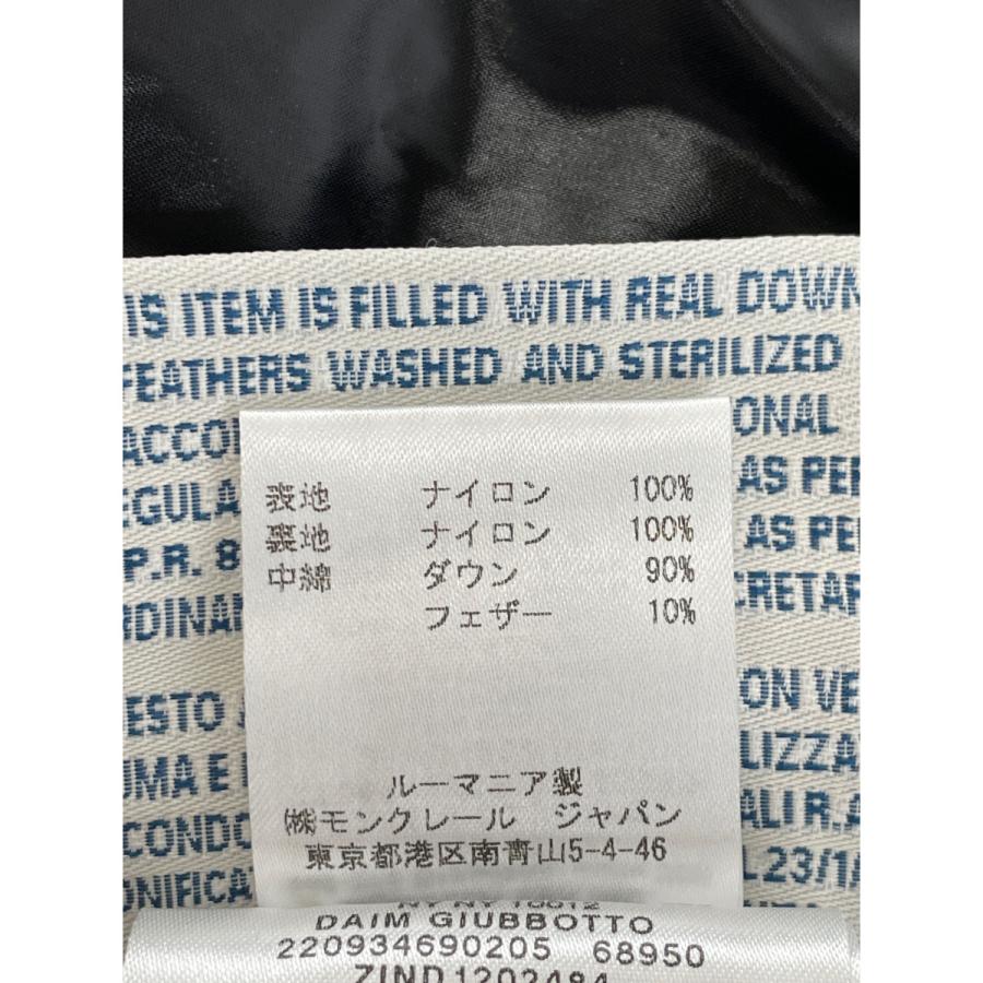 MONCLER（モンクレール） 美品/国内正規 DAIM くるみボタン ショート