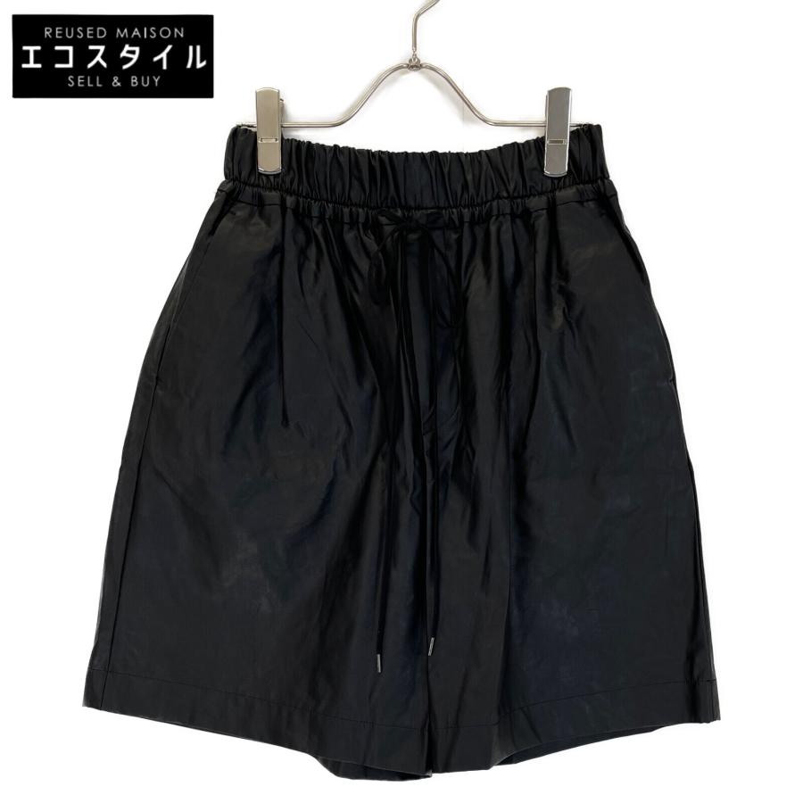 sacraブラック 合成皮革 ハーフパンツ