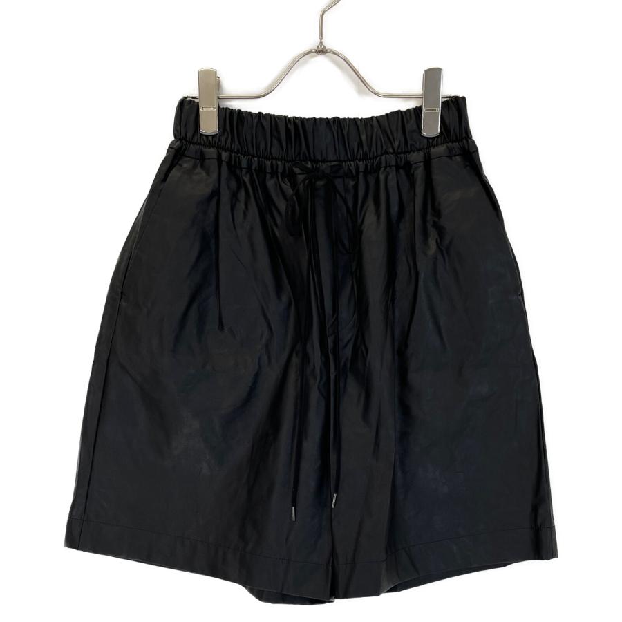 sacraブラック 合成皮革 ハーフパンツ sacraブラック 合成皮革 ハーフパンツ コーディネート>SACRA