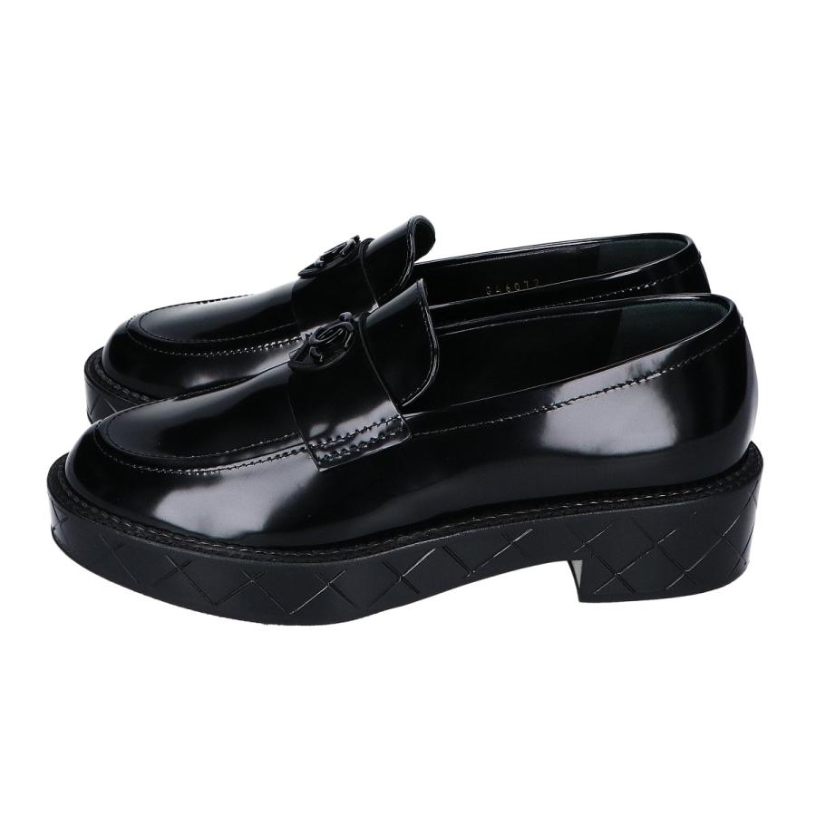 CHANEL（シャネル） 美品 24K G46072B18479 ブラック シャイニーカーフ