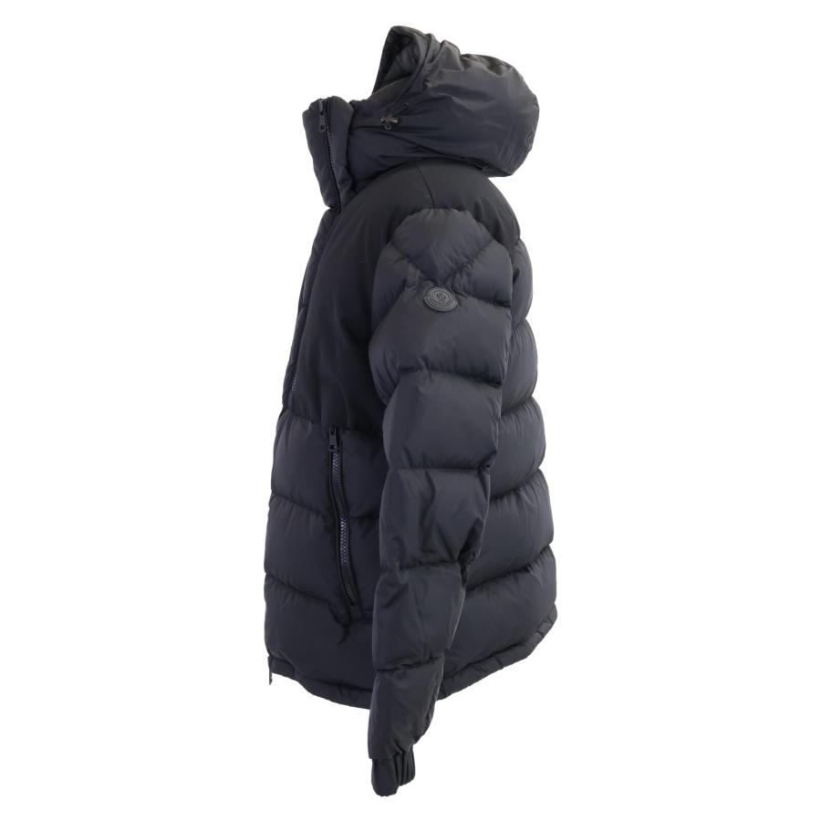 MONCLER（モンクレール） LAVEDA ラバーロゴワッペン ダウンジャケット