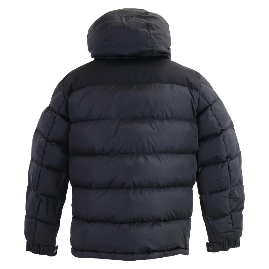 MONCLER モンクレール LAVEDA ラバーロゴワッペン ダウンジャケット 4 MONCLER（モンクレール） LAVEDA ラバーロゴワッペン ダウンジャケット