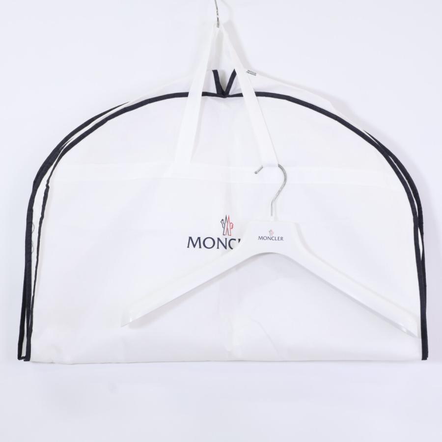 MONCLER（モンクレール） 41303 K2 フード付ダウンジャケット 3