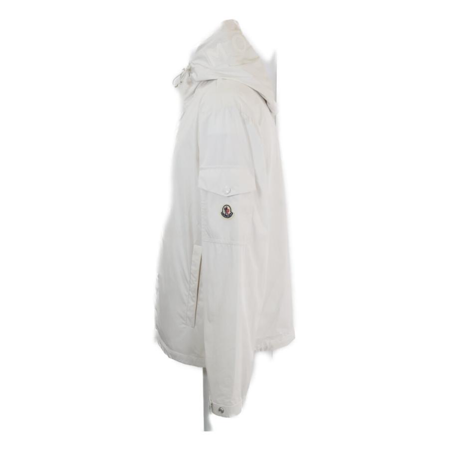MONCLER（モンクレール） 美品 24年製 SASSIERE フード付き ジップ