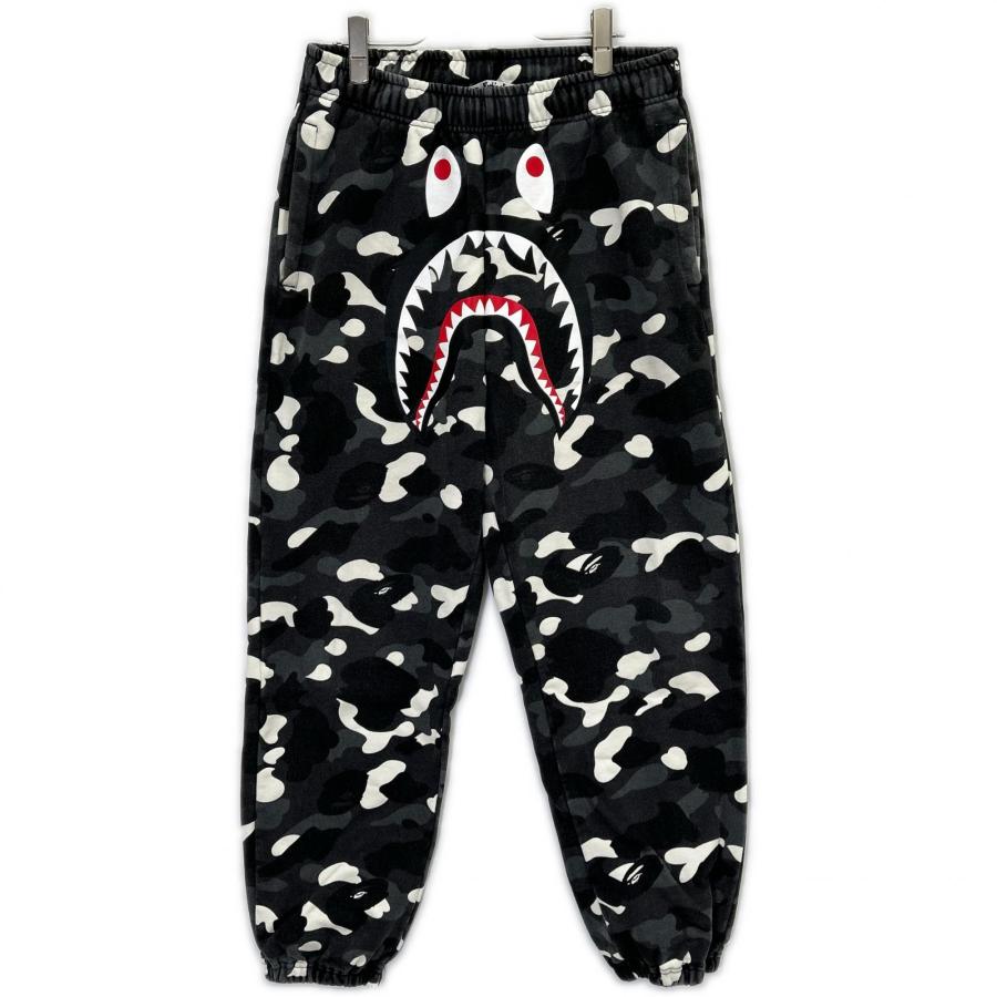 m*1様 アベイシングエイプ　シャークパンツ A BATHING APE（アベイシングエイプ） グレー シャークパンツ グレー M