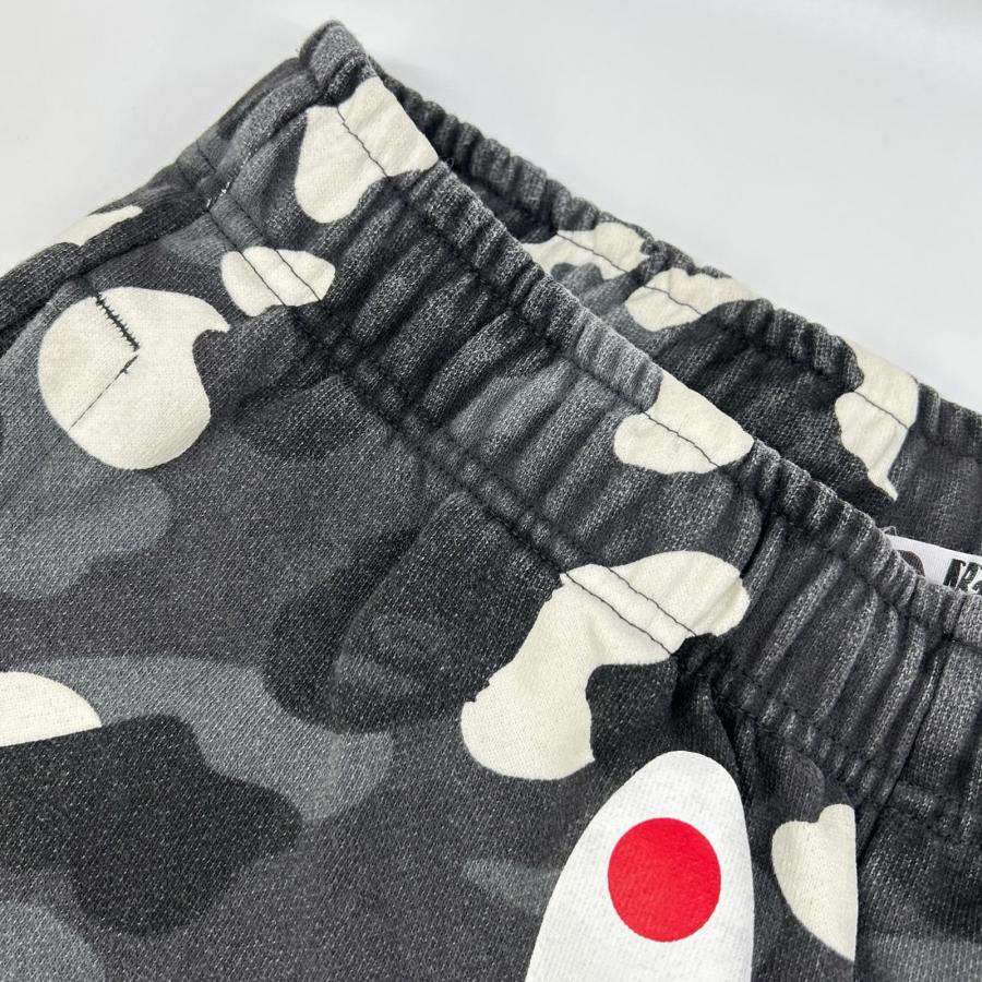 A BATHING APE（アベイシングエイプ） グレー シャークパンツ グレー M