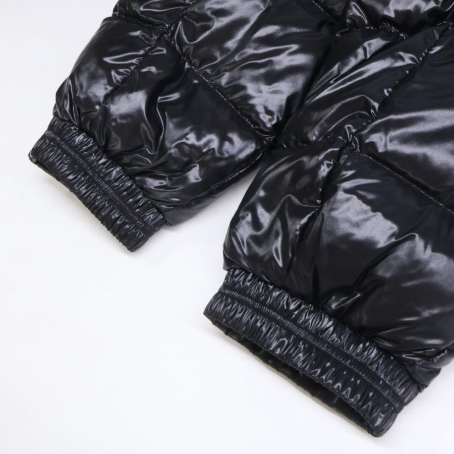 MONCLER（モンクレール） 美品/23年製 SAULX フード付ダウンジャケット