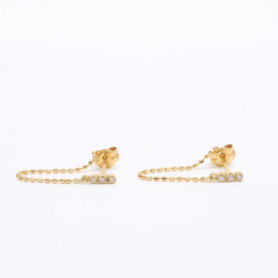 AHKAH（アーカー） AB1580010400 K18 0.03ct ダイヤモンドデュー
