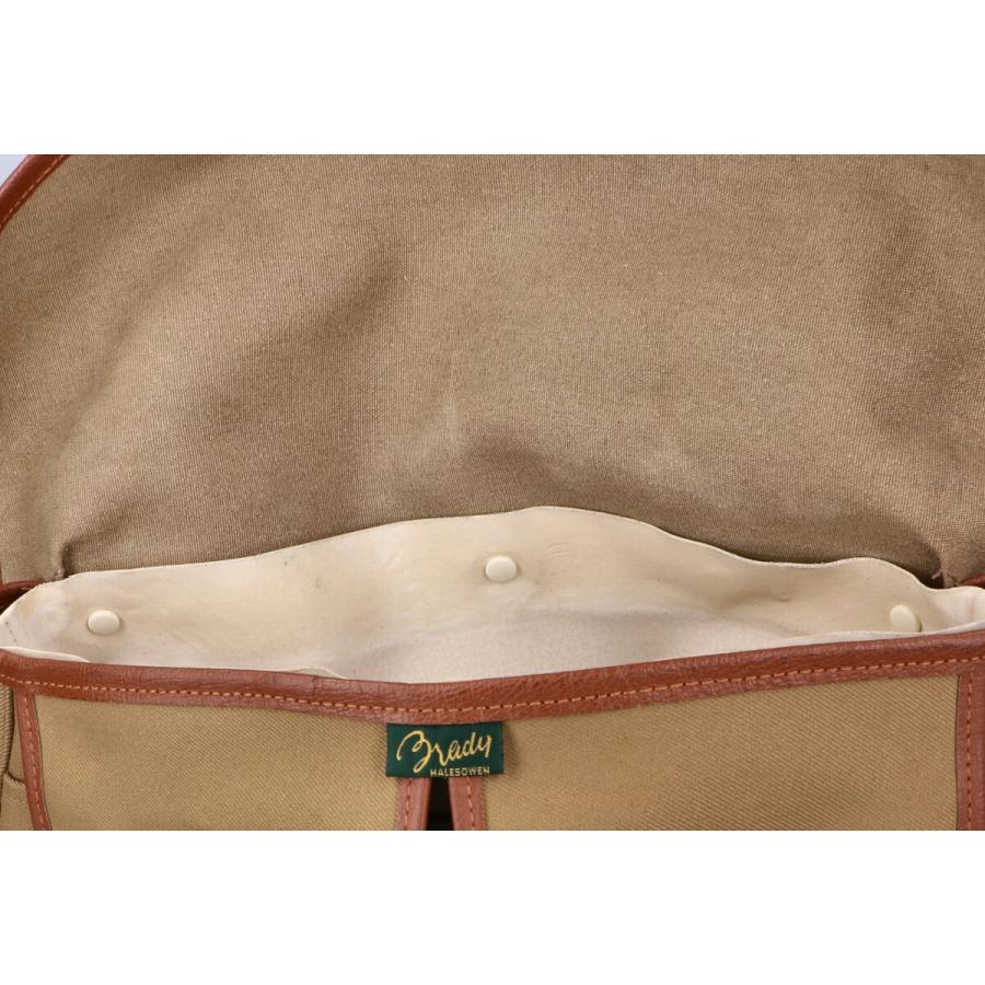 Brady ブレディ ARIEL TROUT LARGE アリエルトラウト ラージ 