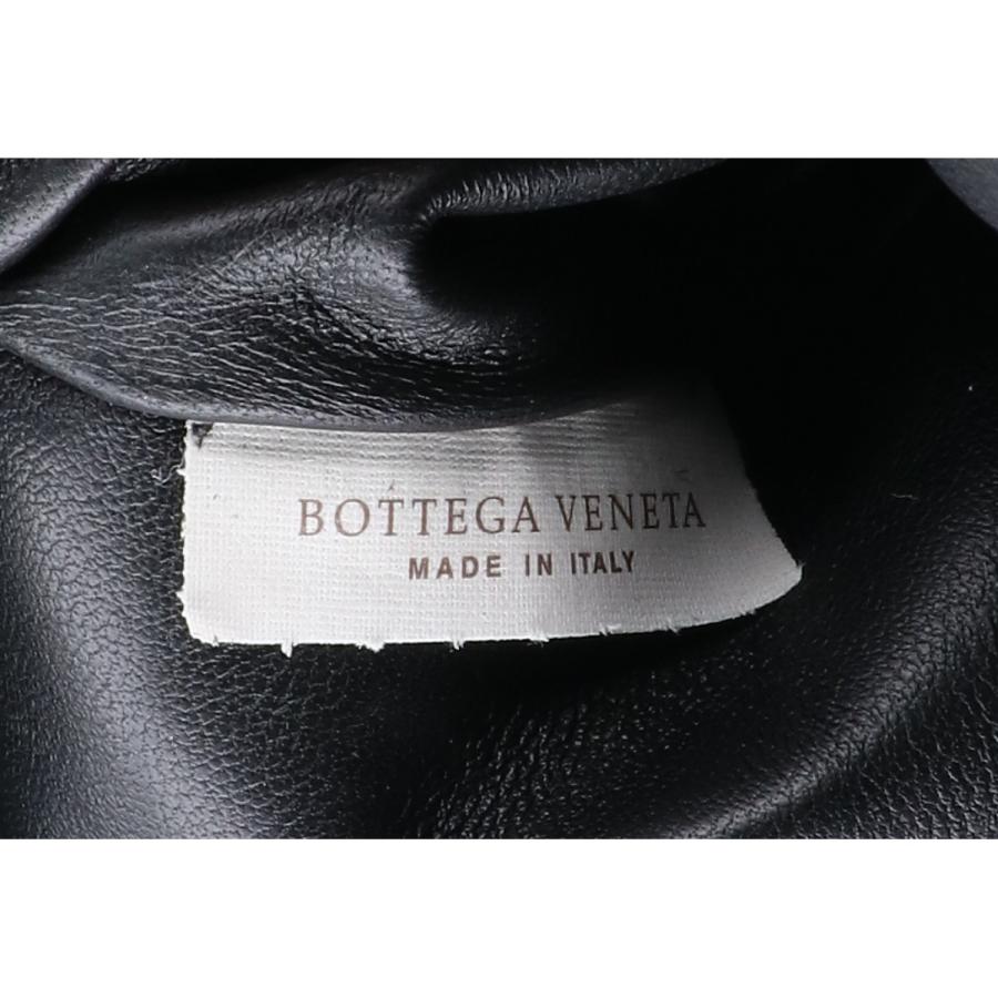 新品同様 BOTTEGA VENETA ボッテガヴェネタ 585852VCPP18803 イントレ