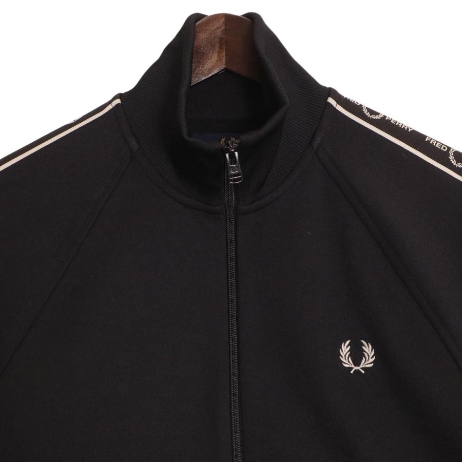 FRED PERRY トラックジャケット ブラック J4535 FRED PERRY（フレッドペリー） J4535 ブラック トラックジャケット
