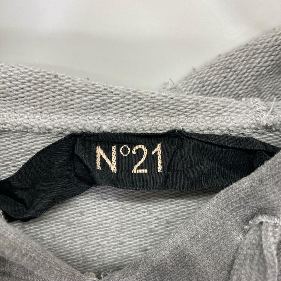 N゜21 ヌメロ ヴェントゥーノ グレー ウォッシュ加工 プルパーカー 
