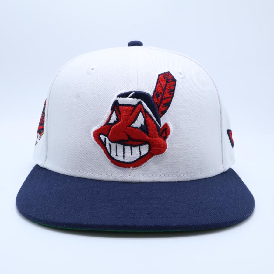 NEW ERA（ニューエラ） 美品 1997 World Series ワフー酋長ロゴ