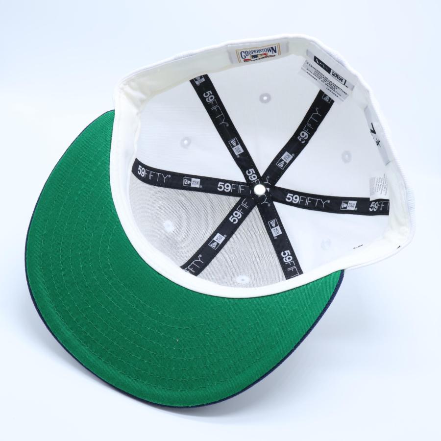 NEW ERA（ニューエラ） 美品 1997 World Series ワフー酋長ロゴ