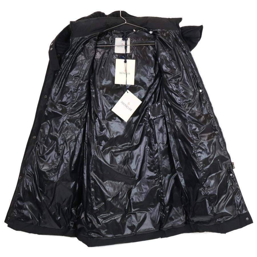 MONCLER（モンクレール） 美品/ CHACAL シャカール ベルト付 フーディ 