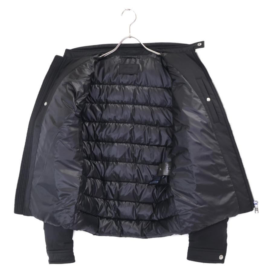 PRADA（プラダ） 国内正規/23年製 SGH071 R232 アームトライアングル