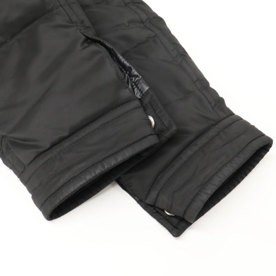 PRADA（プラダ） 国内正規/23年製 SGH071 R232 アームトライアングル