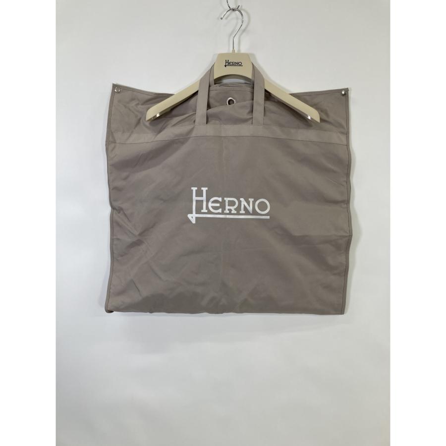 美品　HERNO ヘルノ 切り替え　ノーカラージャケット　ツイード　ロゴプレート HERNO（ヘルノ） ツイードジャケット CASUAL TWEED GA000236D 13162