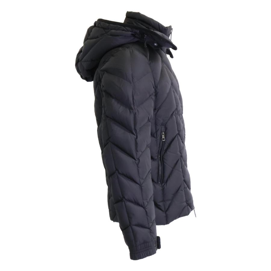 MONCLER（モンクレール） BERRIAT バーリアット ダウンジャケット O