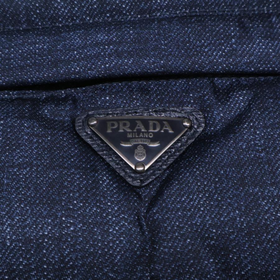 PRADA（プラダ） 29X149 11年製 ネイビー 三角プレート ダウンベスト