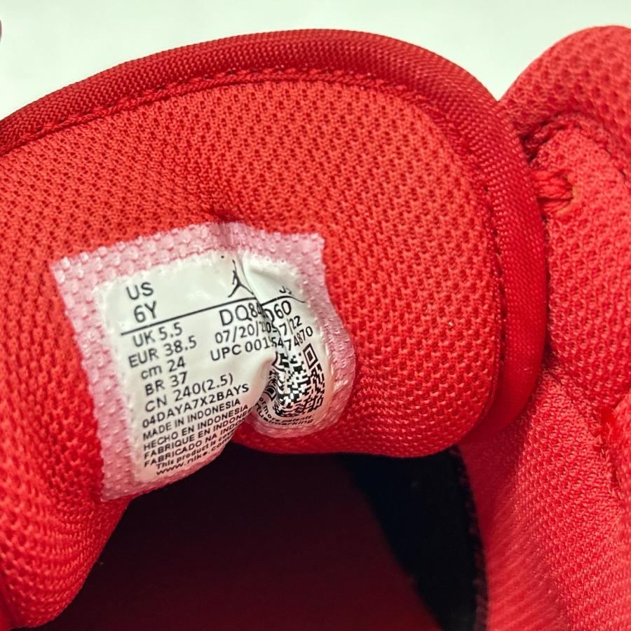 NIKE（ナイキ） 新品同様 DQ8423-060 AIR JORDAN 1 MID GS Bred Toe