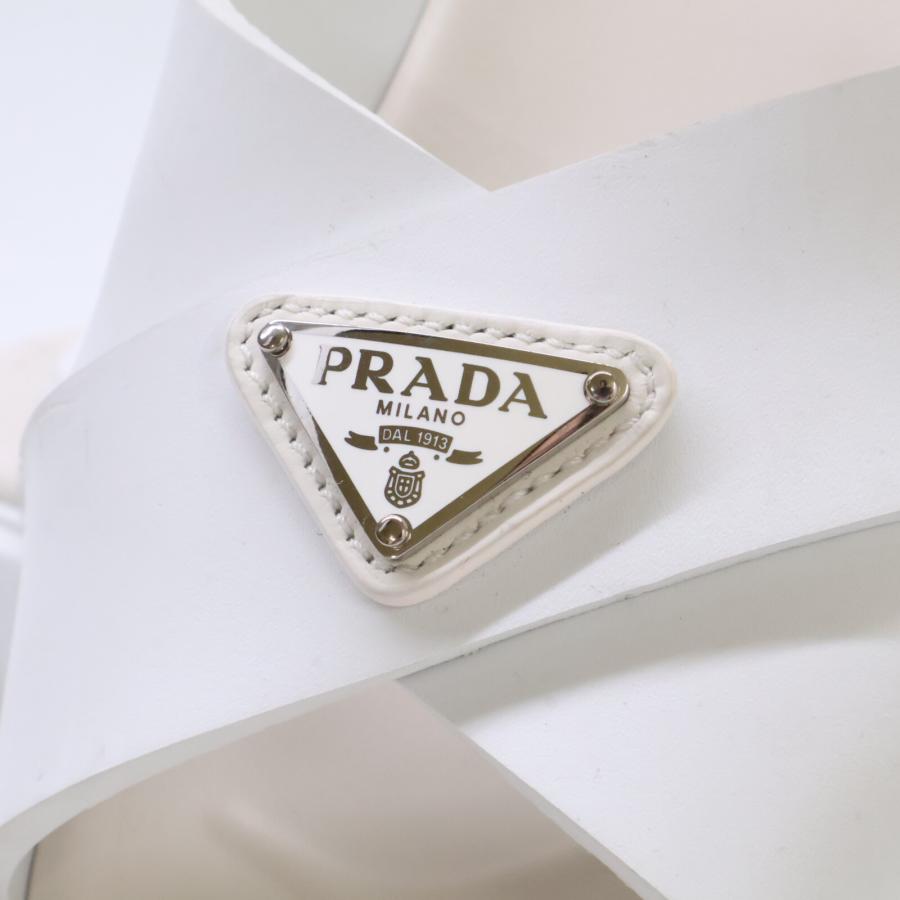 PRADA（プラダ） トライアングルロゴ モノリス ラバーサンダル 35