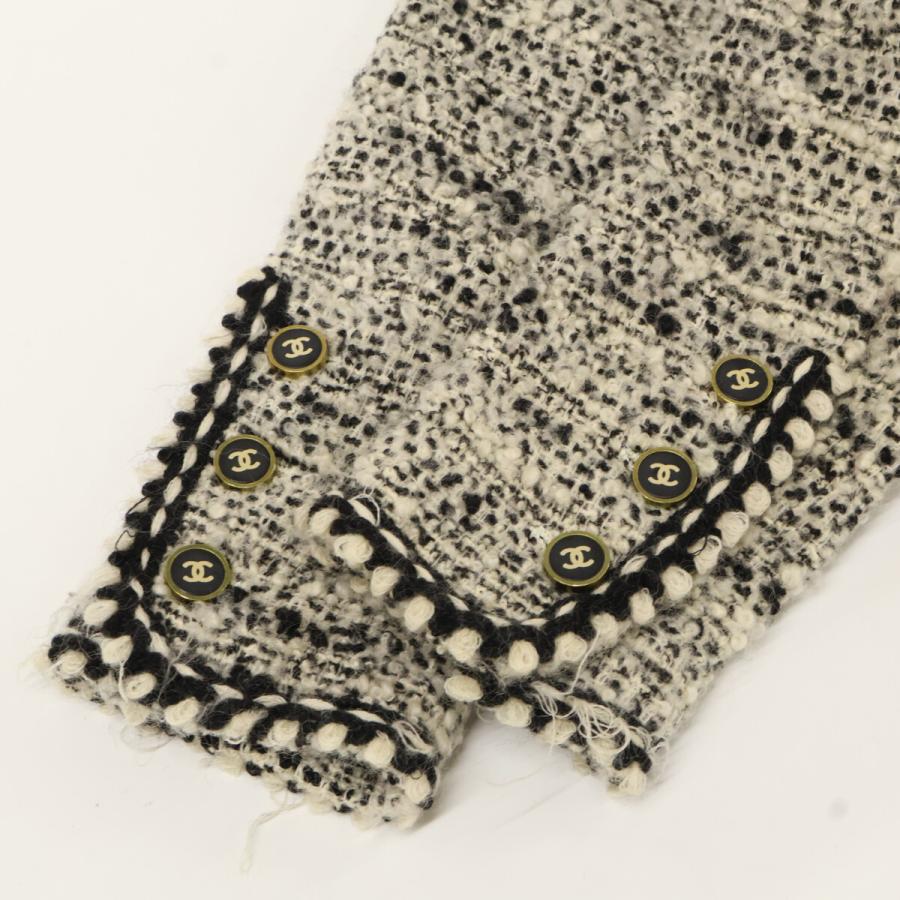 CHANEL（シャネル） 94A PO3504 ココマークボタン ツイード テーラード