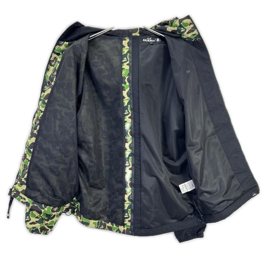 F.C.Real Bristol エフシーリアルブリストル FCRB-190104 × A BATHING APE. ナイロンジャケット ブラック×グリーン L ジャケット ナイロン メンズ 中古の画像
