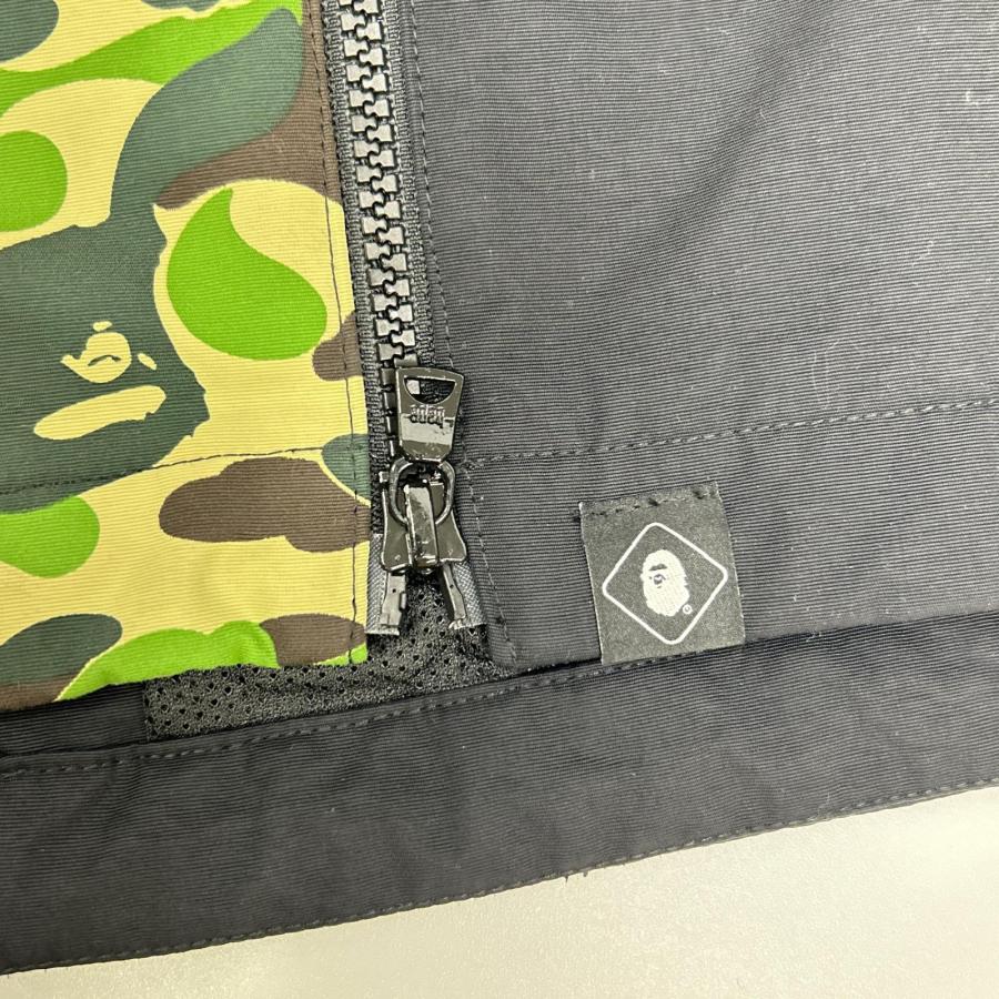 F.C.Real Bristol エフシーリアルブリストル FCRB-190104 × A BATHING APE. ナイロンジャケット ブラック×グリーン L ジャケット ナイロン メンズ 中古の画像