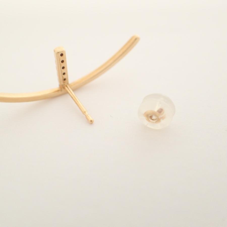 美品 Hirotaka ヒロタカ K10刻印 Bow 0.03ct ダイヤモンド 美品 Hirotaka ヒロタカ K10刻印 Bow 0.03ct ダイヤモンド