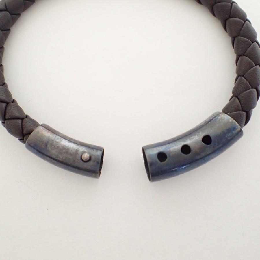 bottega veneta イントレチャート レザーブレスレット 925 刻印 BOTTEGA VENETA ボッテガヴェネタ Ag925刻印 イントレチャート レザー