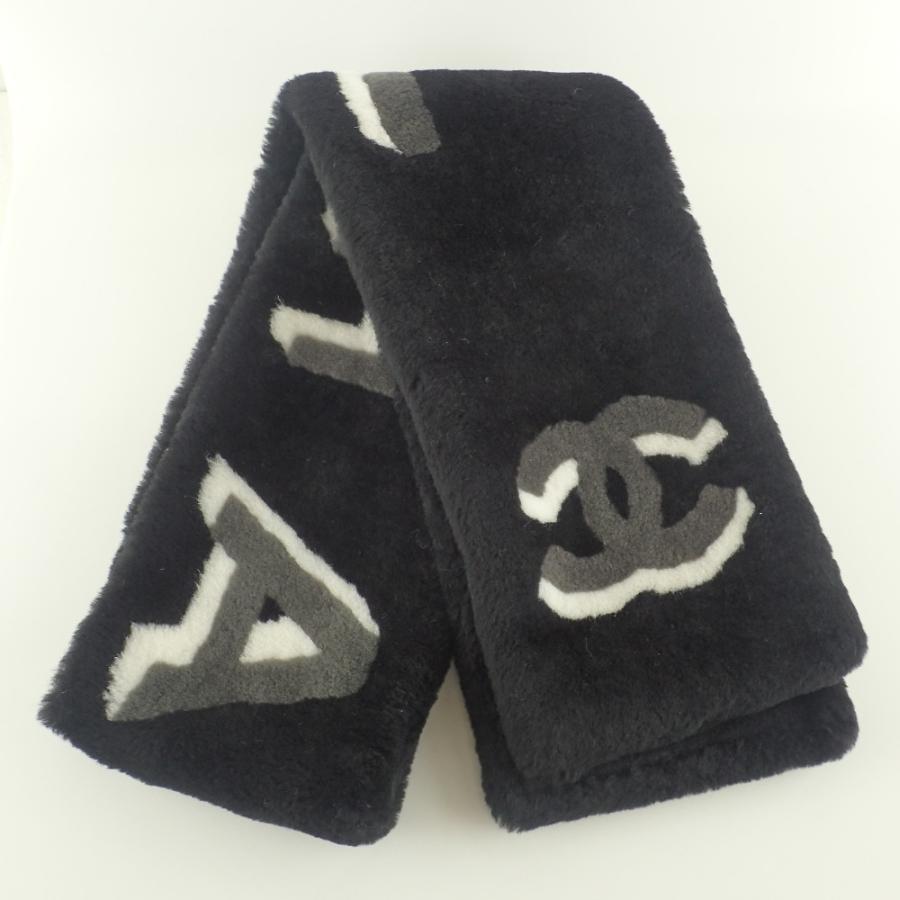 CHANEL 美品 シャネル 2020AW AA7074 ロゴ シアリング/カシミヤ CHANEL 美品 シャネル 2020AW AA7074 ロゴ シアリング/カシミヤ