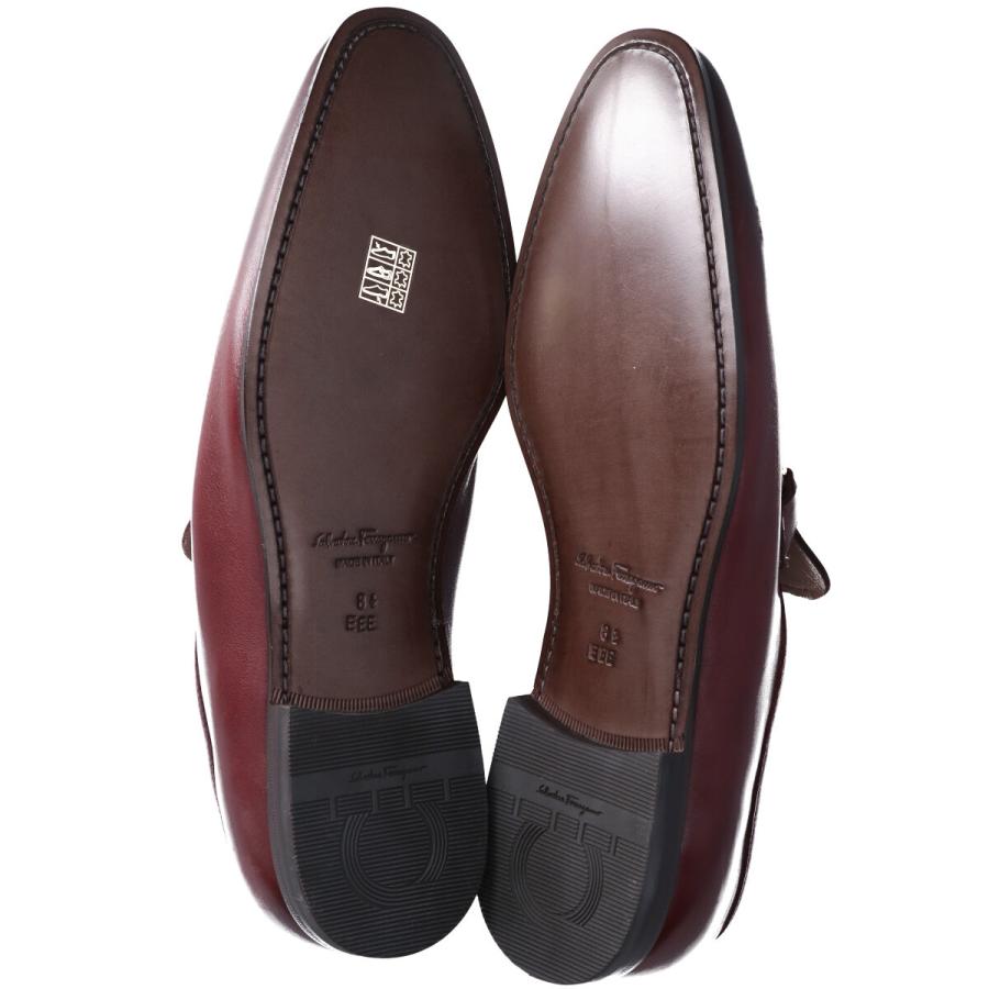 伊製 サルヴァトーレフェラガモ ストレートチップシューズ バーガンディ サルヴァトーレフェラガモ】ストレートチップ内羽根♡バーガンディ