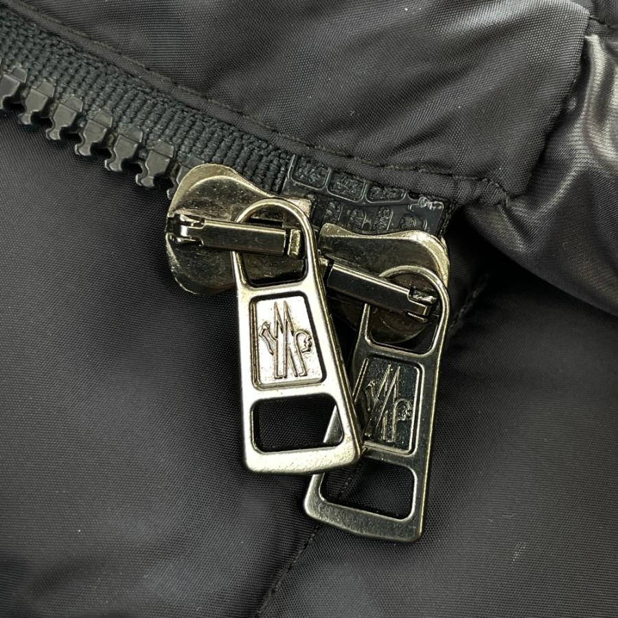 モンクレール LEON掲載 ウール切替 BLAIS ダウンジャケット MONCLER（モンクレール） 国内正規/ BLAIS ウール切替 ダウン