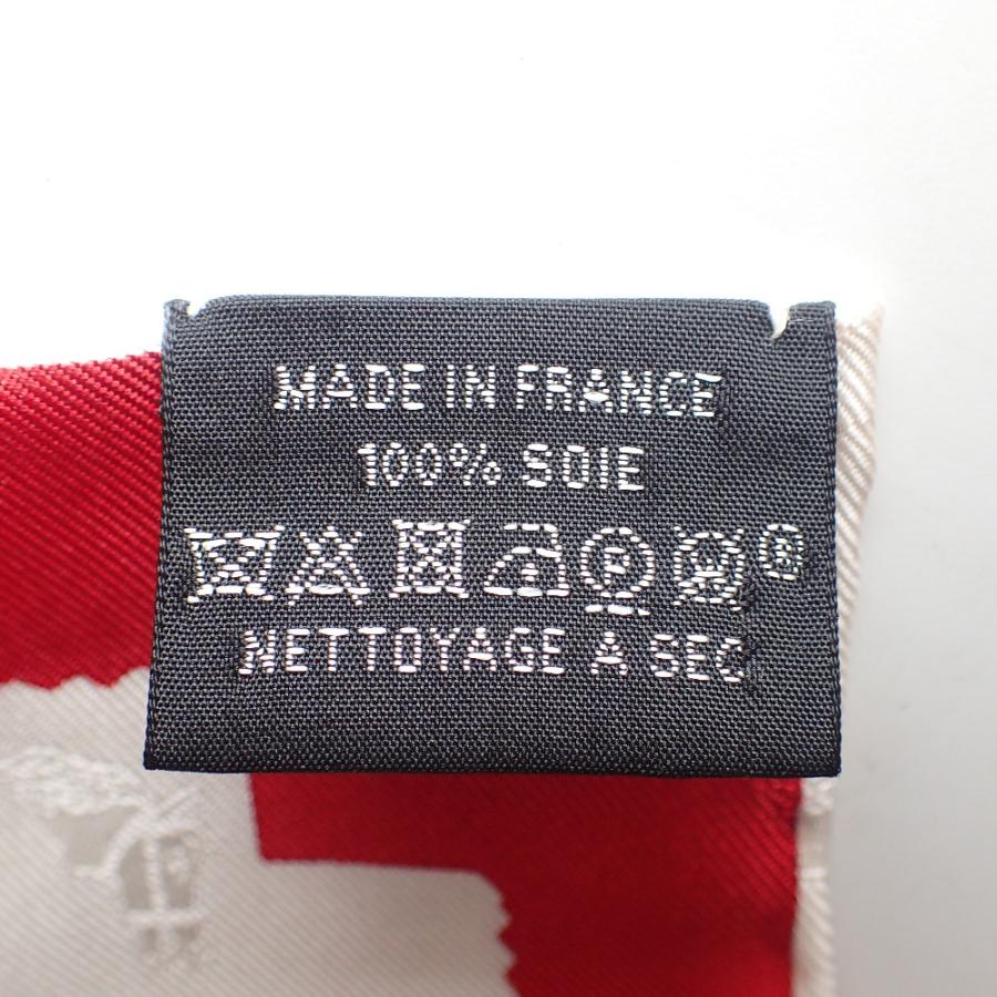 新品同様 HERMES エルメス Tout en Carre 全てはカレの中に