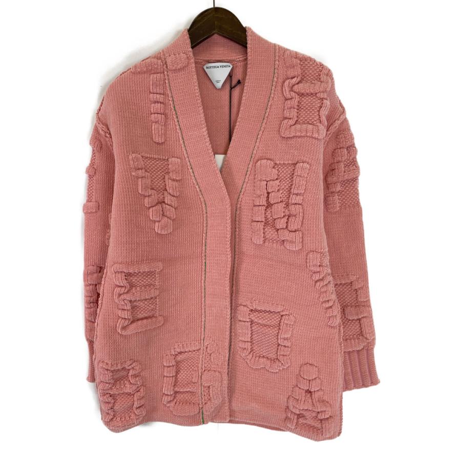 新品同様/国内正規 BOTTEGA VENETA ボッテガヴェネタ 689713 エンボス