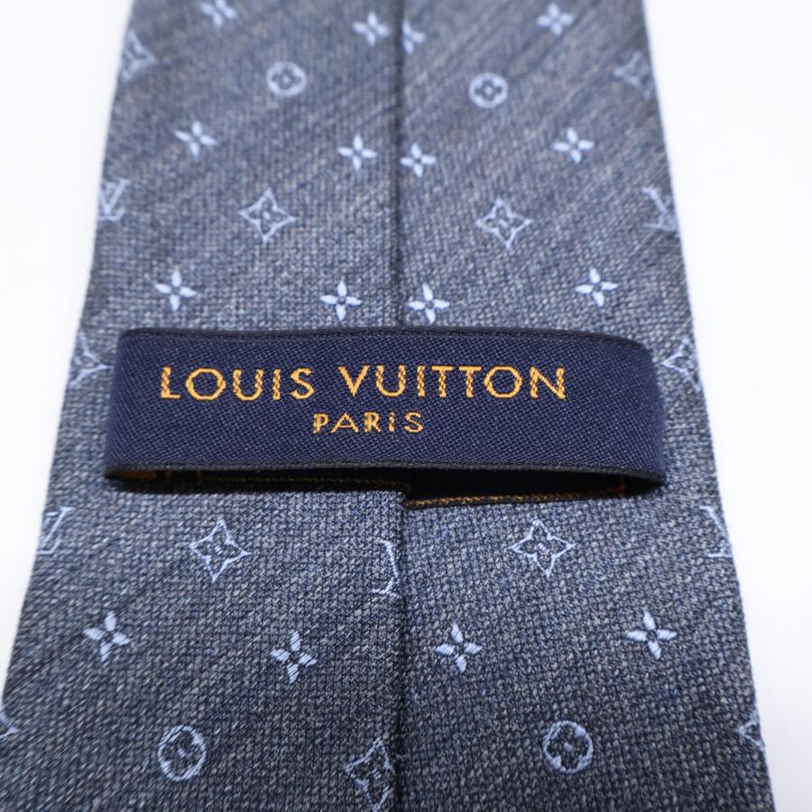 Louis Vuitton ネクタイ 2本セット　ネイビー　グレー　箱付き LOUIS VUITTON ネクタイ 2本セット ネイビー グレー 中古美品