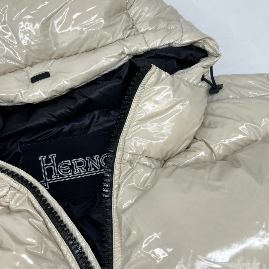 HERNO（ヘルノ） PI001079U GLOSS ダウンジャケット アイボリー 50