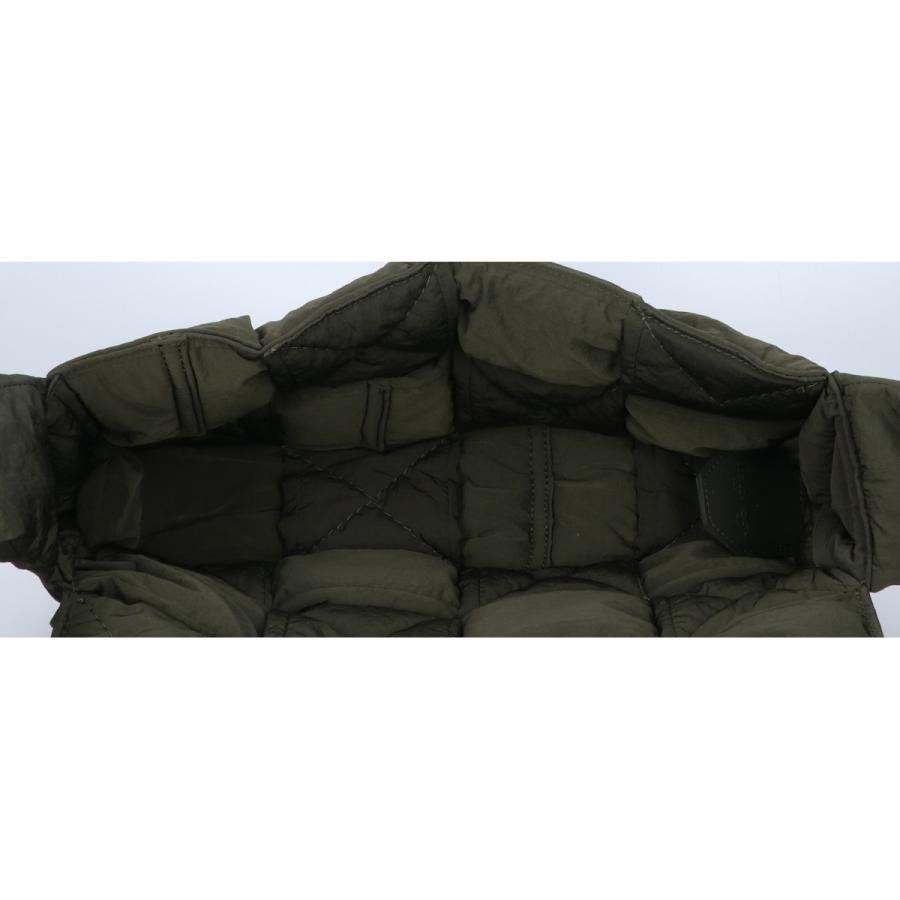 BOTTEGA VENETA ボッテガヴェネタ マキシイントレチャート パデッド