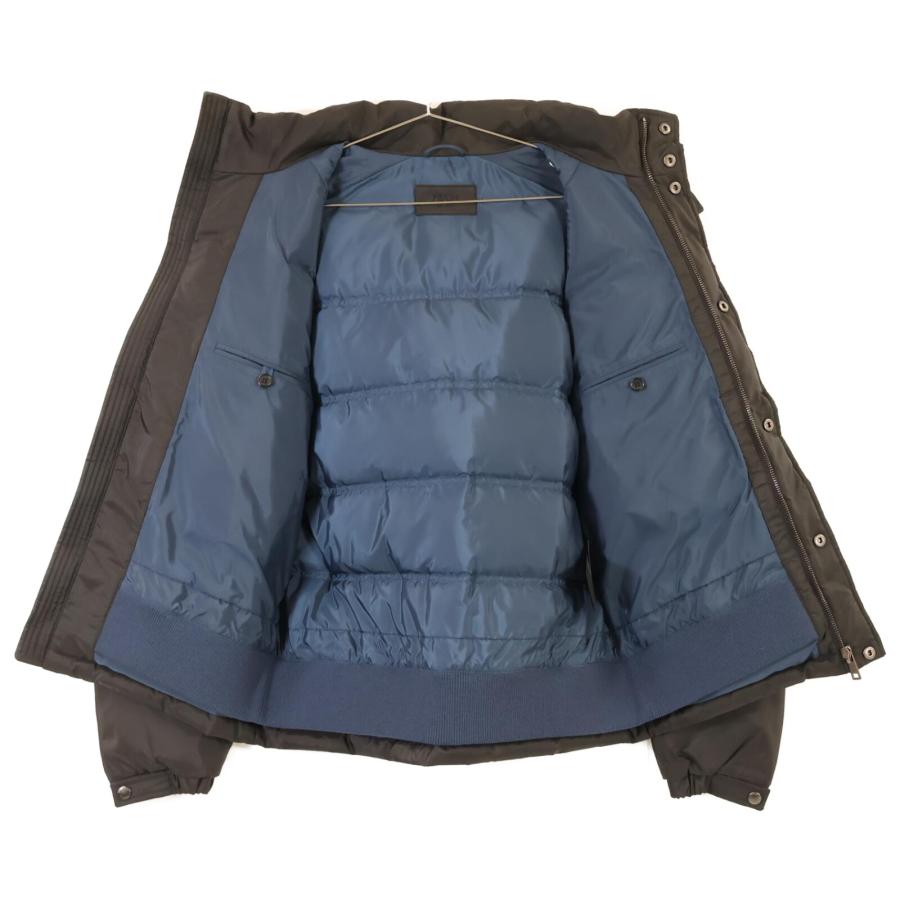 PRADA 美品/国内正規/22年製 プラダ SGH573 アーム三角プレート PRADA 美品/国内正規/22年製 プラダ SGH573 アーム三角プレート