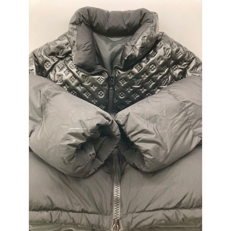 ルイヴィトン Louis Vuitton 23年 モノグラム ダウンジャケット org.jpg