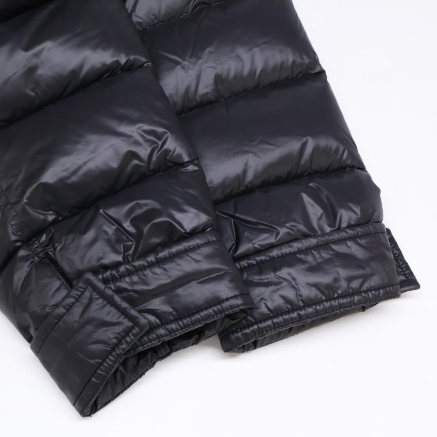 PRADA（プラダ） 国内正規/ SGB608 アーム三角ロゴプレート ダウン