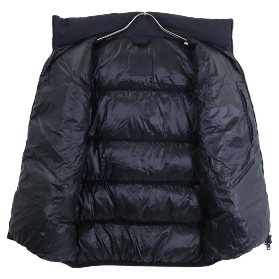 ジャケット・アウター MONCLER ALMAZ GILET MONCLER Almaz Logo-Appliquéd Two-Tone Quilted Shell Down Gilet for