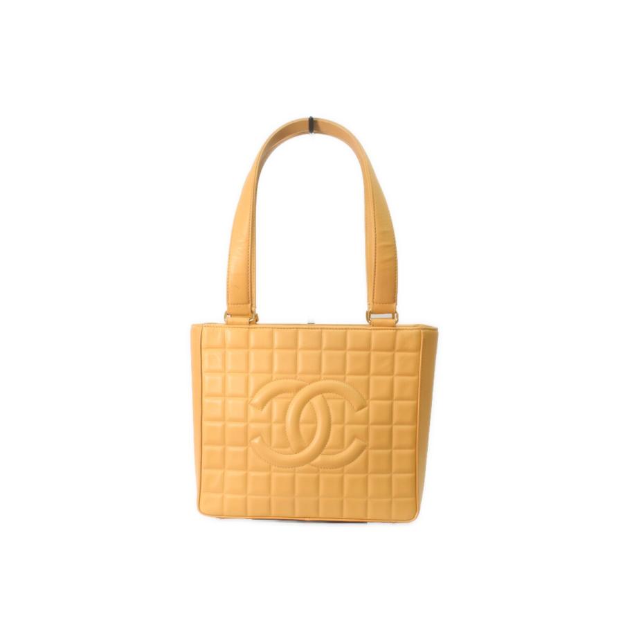 CHANEL シャネル A17809 ベージュ ラムスキン ゴールド金具 チョコバー ハンドバッグ レディースの画像