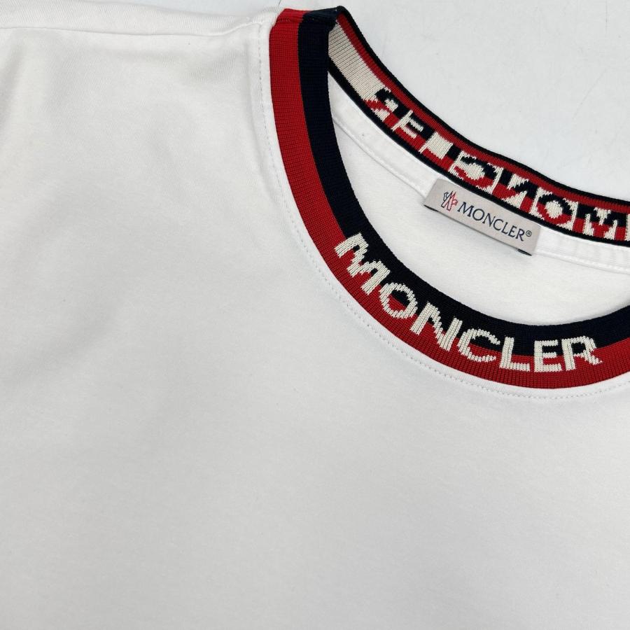 【新作】モンクレール　レッドロゴTシャツ　ホワイト MONCLER（モンクレール） ホワイト×レッド ロゴライン Tシャツ