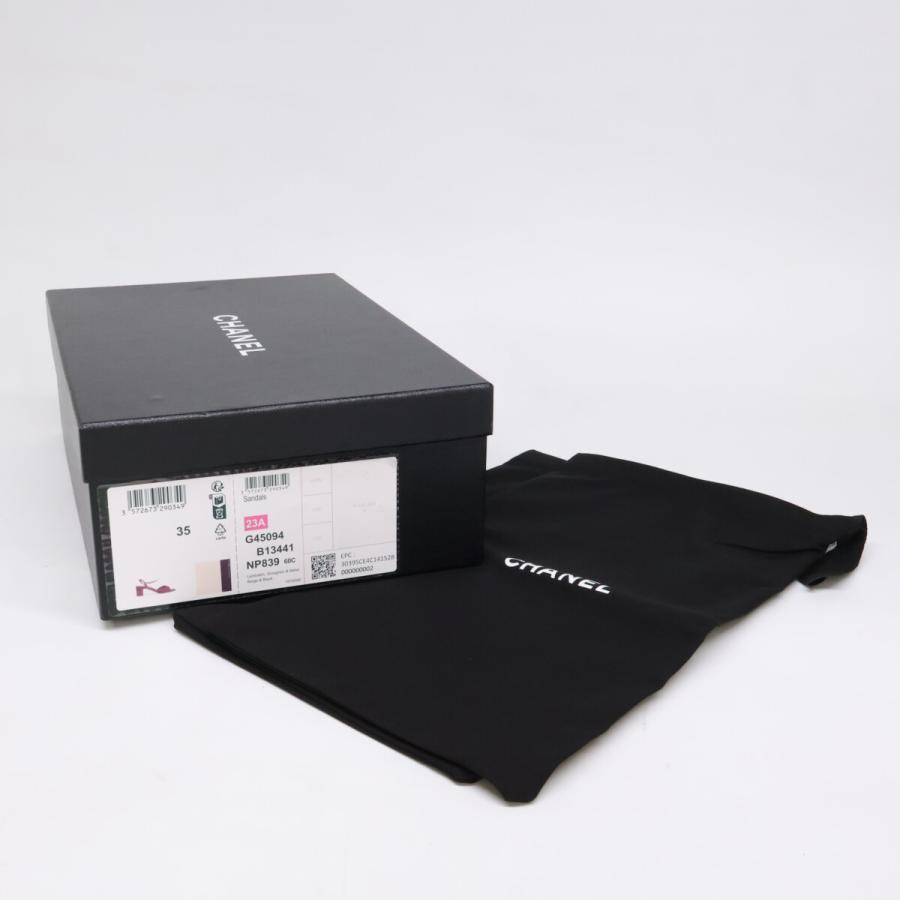 新品同様 CHANEL シャネル 23A G45094 ココマーク アンクルストラップ 2連チェーン ミュール35 ベージュ/ブラック レディースの画像